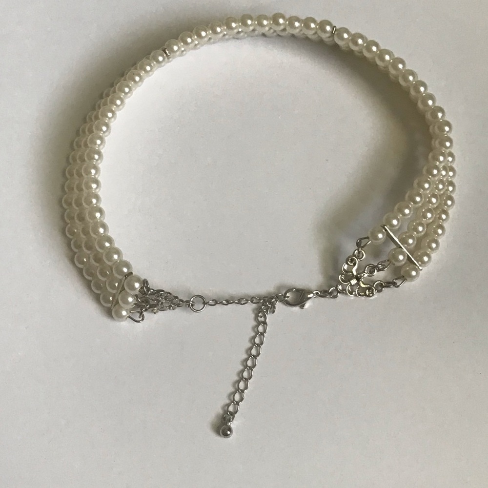 💡Vintage Faux Pearl Choker Necklace - Picture 3 of 6